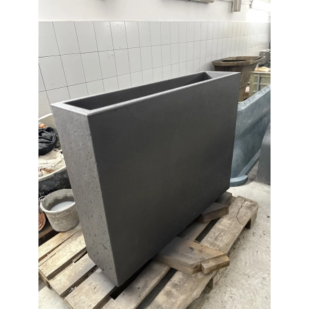 Wysoka donica betonowa BARCELONA 1000x800x250 mm